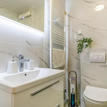 Awesome In With Wi-fi Apartmán Blace